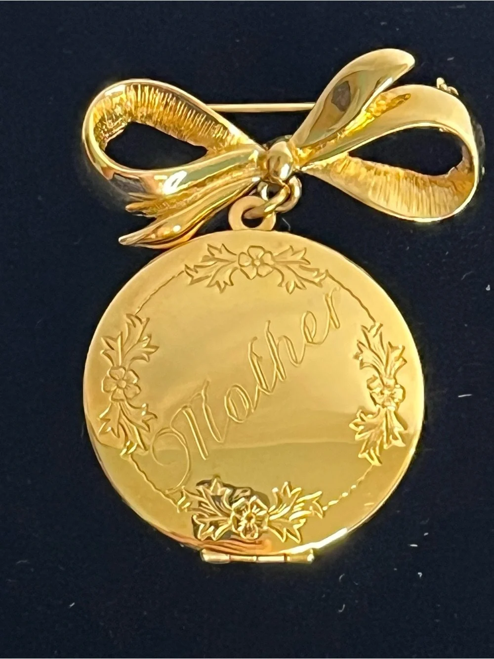 Vintage Monet Gold-tone Double Photo Bow Locket Brooch-